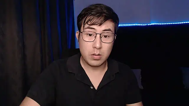 عرض كام andrewmhilton_