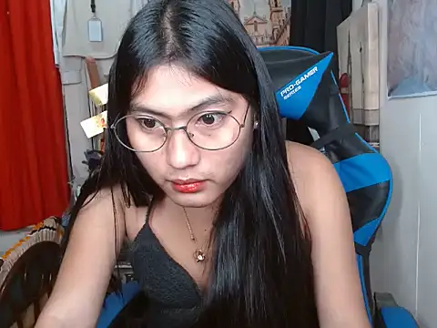 Steffiy 在線直播表演