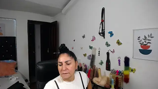 Czat XXX na żywo – mature_bigboobs10