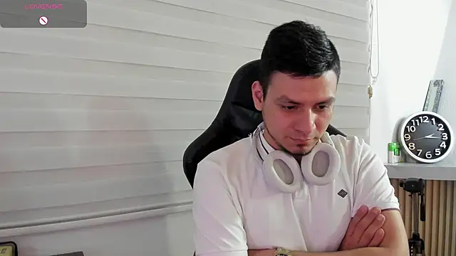 Rick_Adams Adlı Modelin Canlı XXX Sohbeti