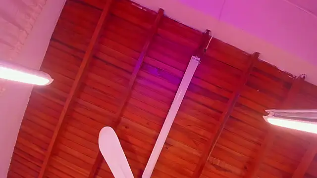 แชท XXX สดของ Gabby_Haze