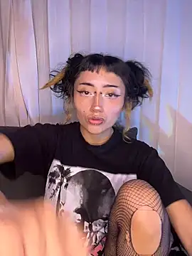 baby_akuma's Live XXX Chat