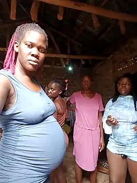 holygrail001: διαδικτυακό σόου στην κάμερα