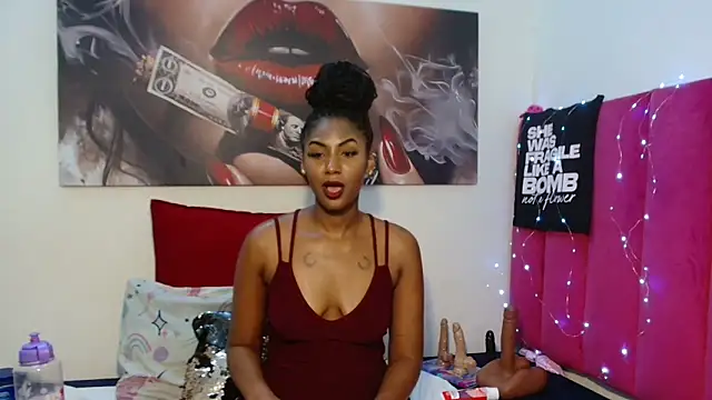 Moreish-06: онлайн-секс-чат