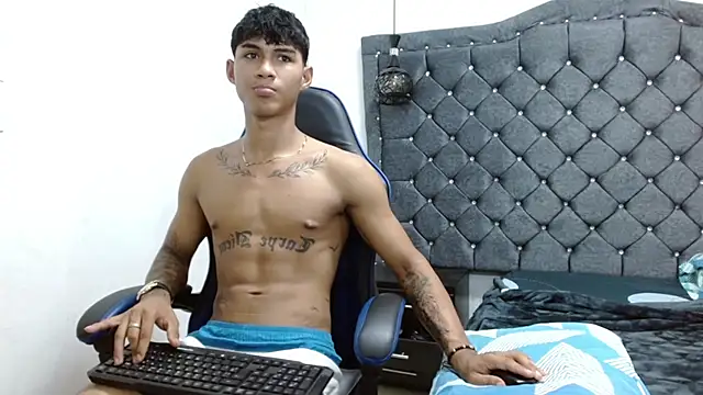 luka_big18n Live XXX chat