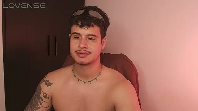 Chat XXX en directo de BjornSteel