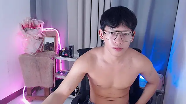 pinkcock_froi2305 Chat XXX live