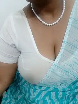 Tamil_aishu09 Webcam-Show