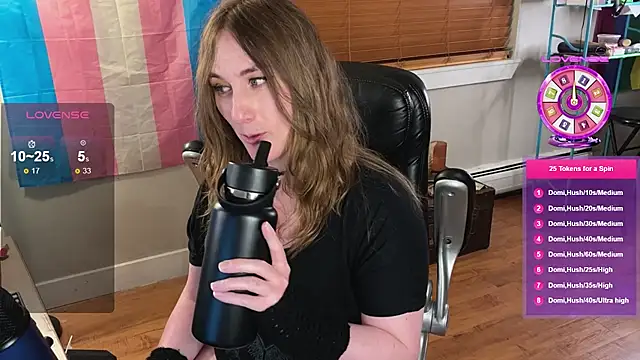 luluvaladon's Webcam Show