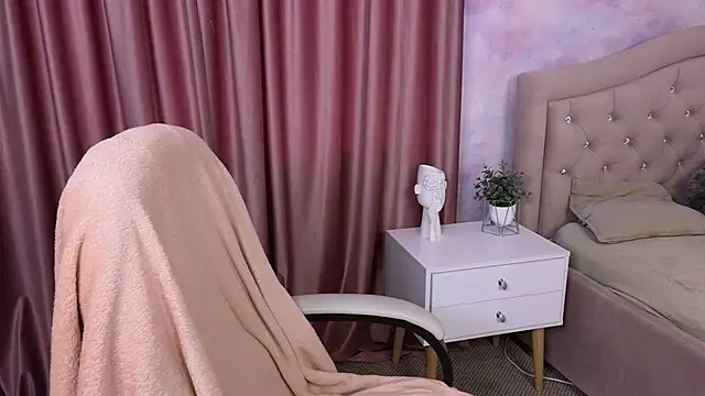 MelisaTYu's Live XXX Chat