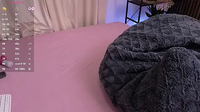 แชท XXX สดของ KrisztyAna