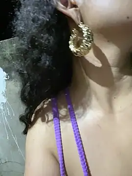 แชท XXX สดของ demonaughtyyy