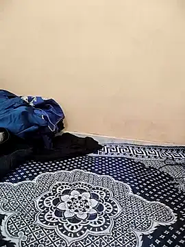 Rising_Queen's Webcam Show