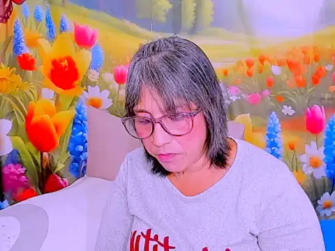 indianroxy 即時 XXX 聊天