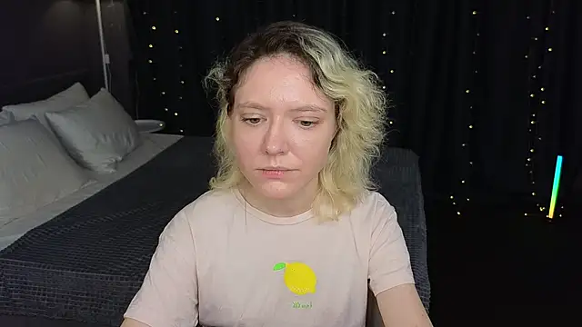 HottoKori Adlı Modelin Canlı XXX Sohbeti