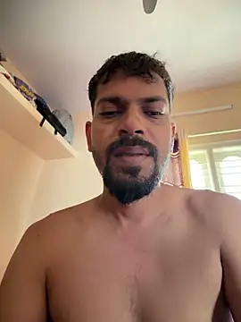 Stoner-boii-Cloudy-arhan Live XXX-Chat