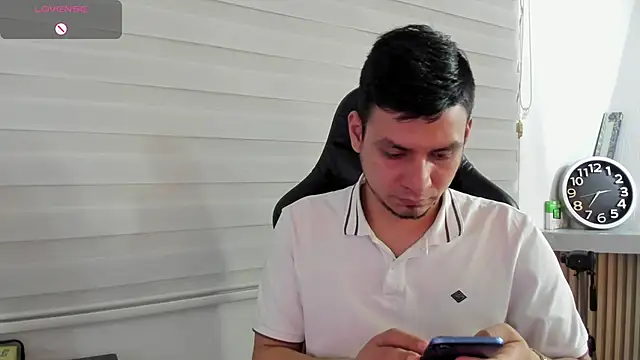 Rick_Adams Live XXX-Chat