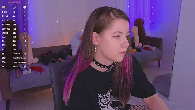 Онлайн чат XXX Mira_Falls