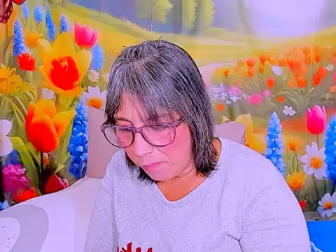 indianroxy Live XXX-chat