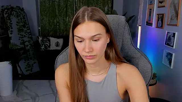 Sweet_Emilya: онлайн-секс-чат