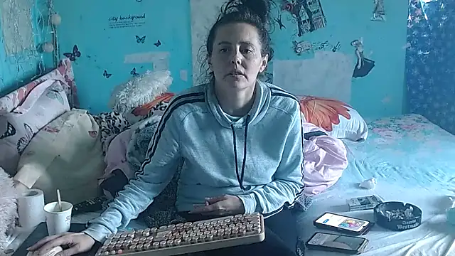 brighteyes77: онлайн-секс-чат