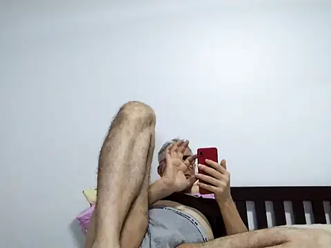 BIGUNCUTHARDCOCKのライブXXXチャット