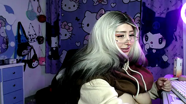 lussyevans24 – Live XXX-chat