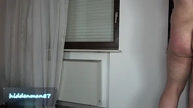 hiddenman87: вебкам-шоу