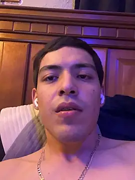 TuPapiChulo2026のライブXXXチャット