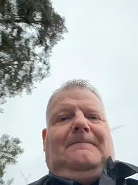 The_Oldbulln Live XXX chat