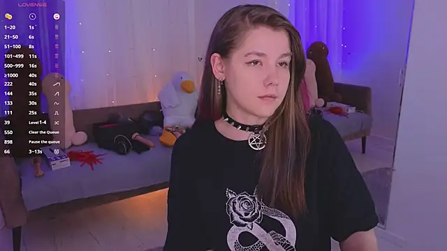 Mira_Falls 现场XXX聊天