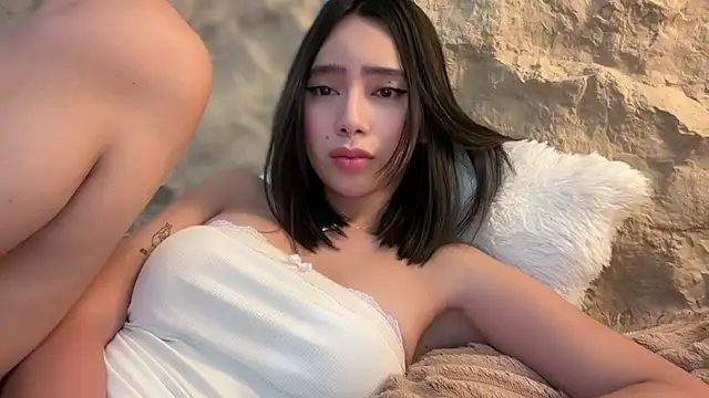 GenesisCastillano Show in webcam