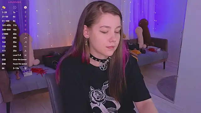 Chat XXX en directo de Mira_Falls