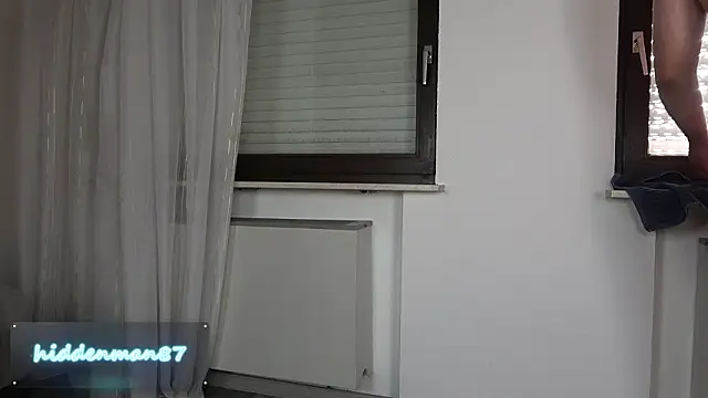 hiddenman87 – Live XXX-chat