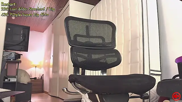 HeteroLikeAnalM's Webcam Show