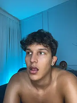 Leo_Savage_ Chat XXX in diretta