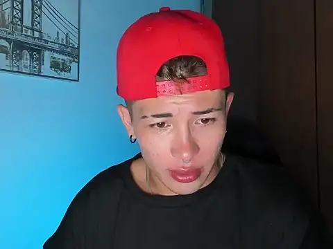 Вебкам-шоу noahsaint