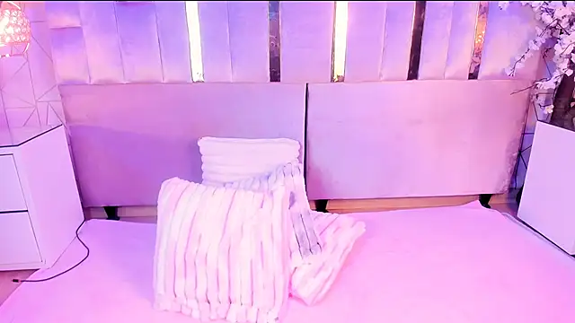 Naomistartn Live XXX chat