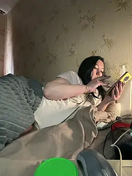 Chat +18 de Naughtbaby_2025 ao vivo