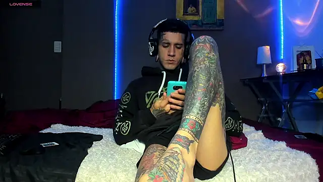 cleoo_jhonny Chat XXX in diretta