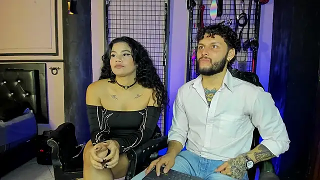 Twisted_Fantasy's Live XXX Chat