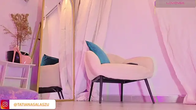 tatiana_10 Chat XXX in diretta