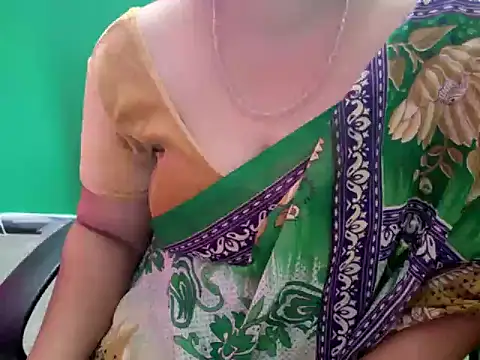 Chat XXX en directo de NISHA_SPICY