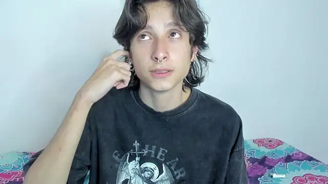 دردشة cirosky_elchicopolla الجنسية المباشرة