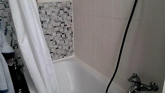 Chat XXX en directo de HoneyKeyN8_