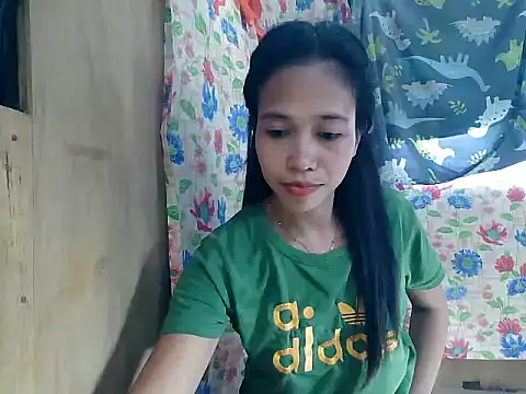 PinaySkinnyGirl's Live XXX Chat