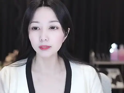 دردشة Nuyoah-77 الجنسية المباشرة