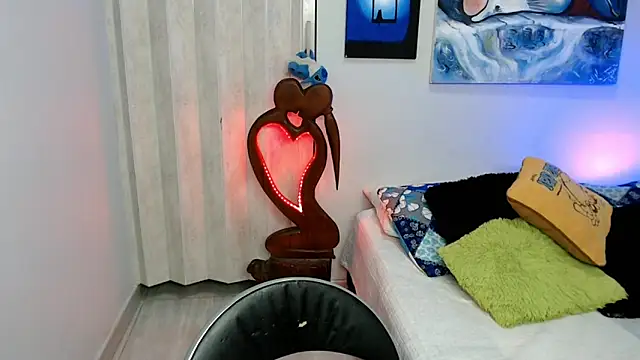 naihroby 라이브 XXX 채팅