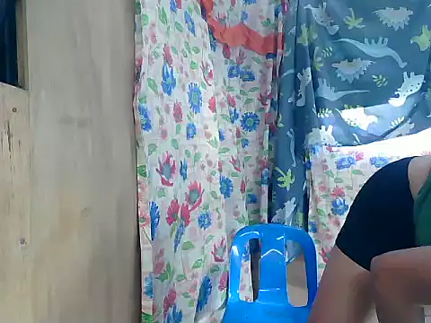 PinaySkinnyGirln Live XXX chat