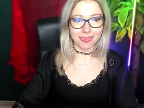 loveHeidi 即時 XXX 聊天